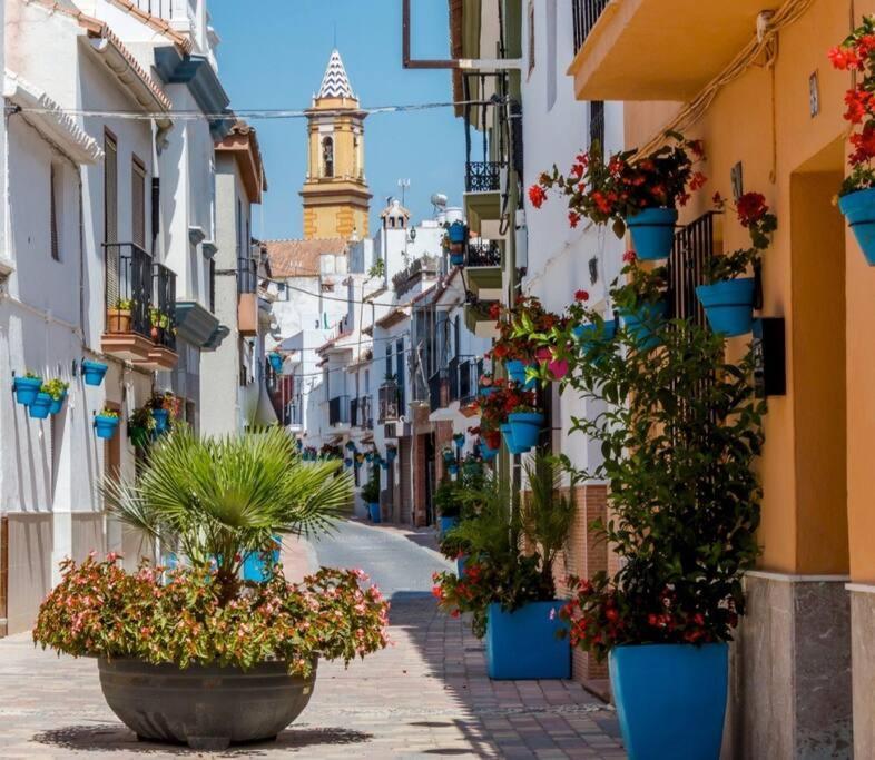 Estepona Port Beachside Apartment - Marina Bay Εξωτερικό φωτογραφία