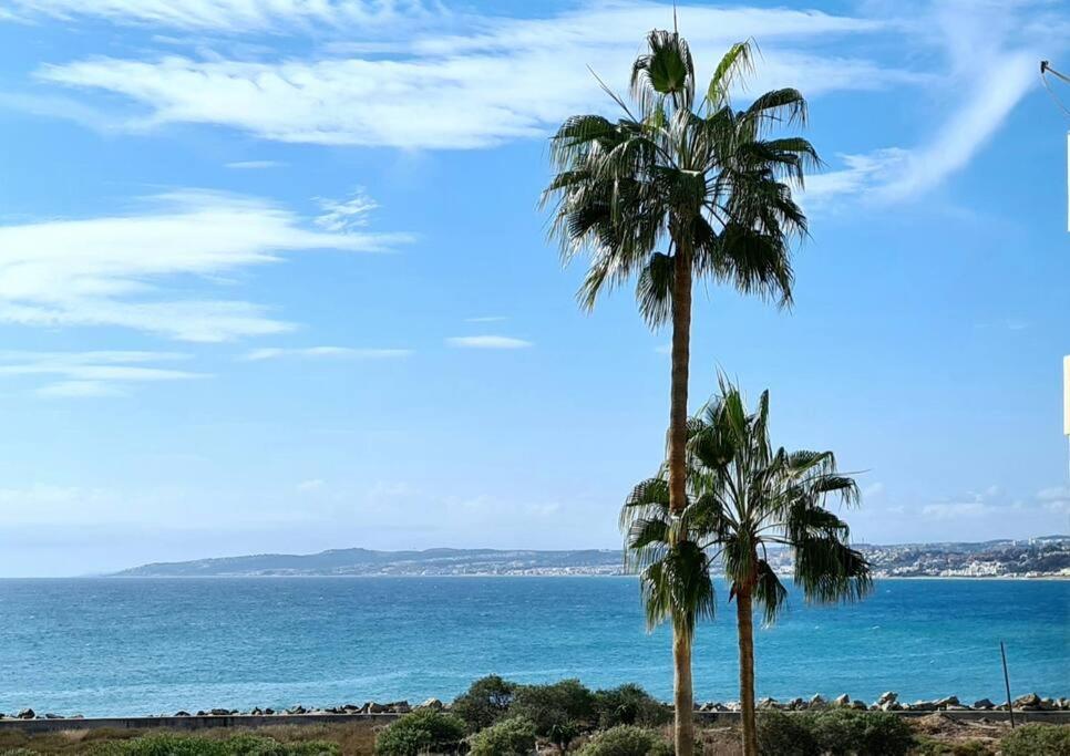 Estepona Port Beachside Apartment - Marina Bay Εξωτερικό φωτογραφία
